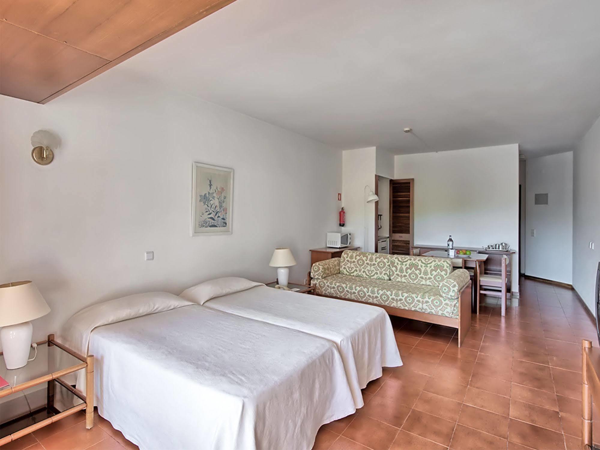Apart-hotel Dom Pedro Portobelo 4*